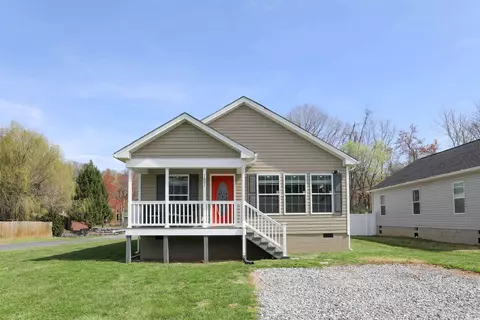 1601 A St, Waynesboro, VA 22980