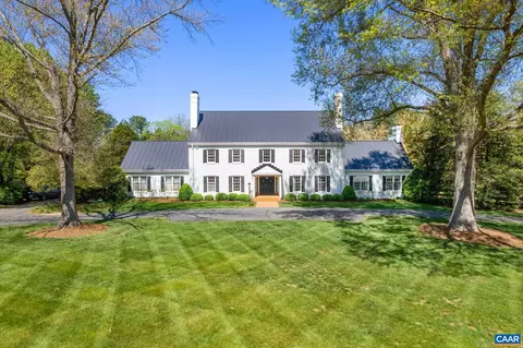 101 Cavalier Dr, Charlottesville, VA 22901