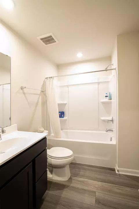 Bath - 3436 Marble Loop, Harrisonburg, VA 22801 photo 3 of 9