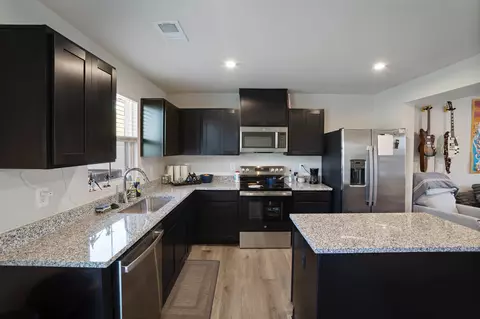 Kitchen - 3436 Marble Loop, Harrisonburg, VA 22801 photo 2 of 3