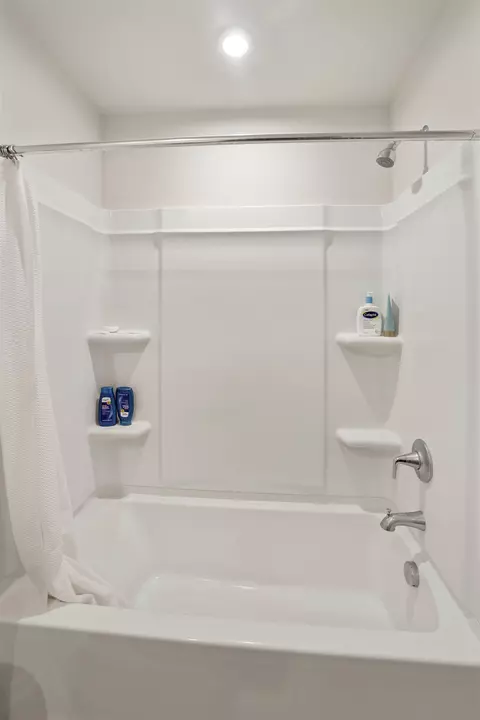 Bath - 3436 Marble Loop, Harrisonburg, VA 22801 photo 9 of 9