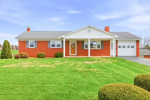 1665 Stoneburner Rd, Edinburg, VA 22824