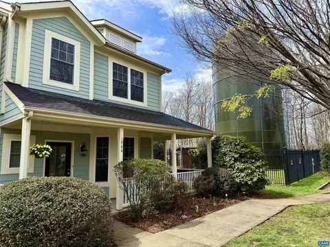 1964 Tudor Ct, Charlottesville, VA 22902
