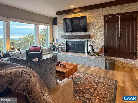 1616 Overlook Condos, Roseland, VA 22967