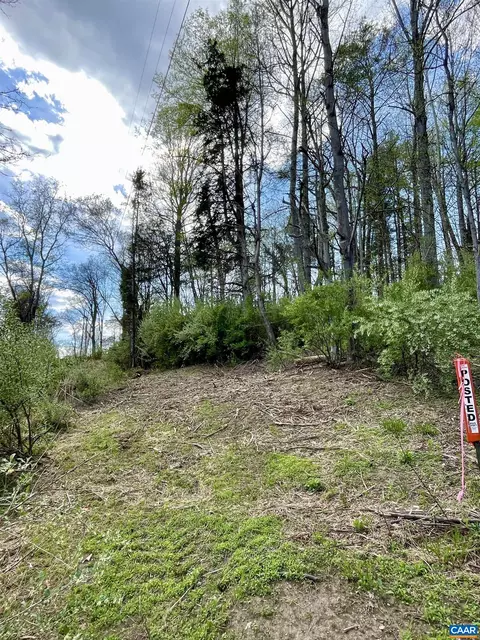 Lakeside Dr, Charlottesville, VA 22901