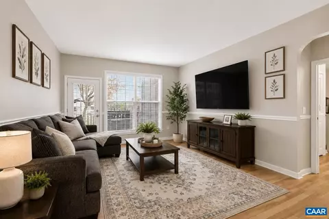 280 Riverbend Dr #2A, Charlottesville, VA 22911