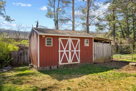 Exterior - 918 Washington Ave, Waynesboro, VA 22980 photo 17 of 17