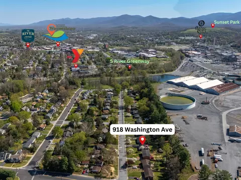 View/Area - 918 Washington Ave, Waynesboro, VA 22980 photo 12 of 13