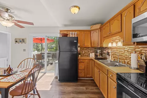 Kitchen - 918 Washington Ave, Waynesboro, VA 22980 photo 1 of 10