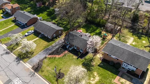 View/Area - 918 Washington Ave, Waynesboro, VA 22980 photo 6 of 13