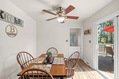 Dining - 918 Washington Ave, Waynesboro, VA 22980 photo 1 of 2