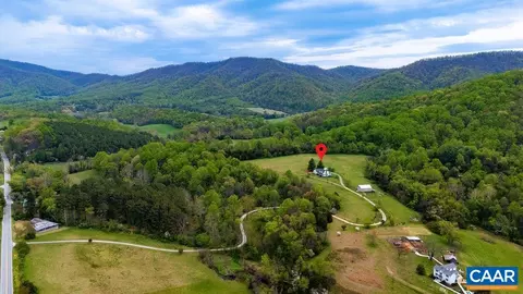10808 Patrick Henry Hwy, Roseland, VA 22967