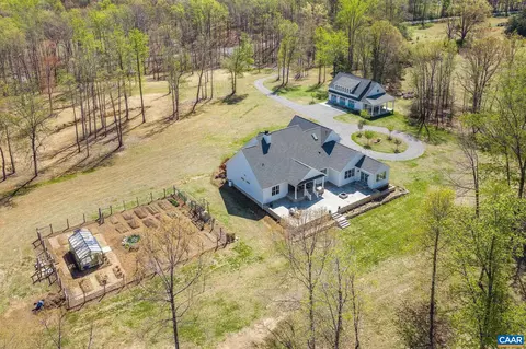 4764 Advance Mills Rd, Earlysville, VA 22936