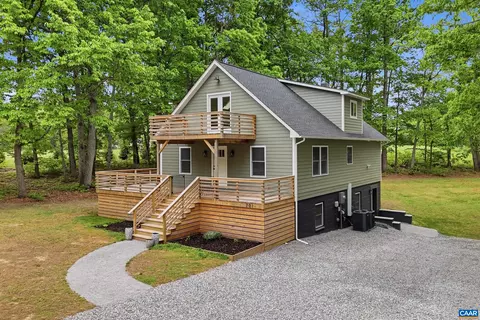 701 W 9th St W, Mineral, VA 23117
