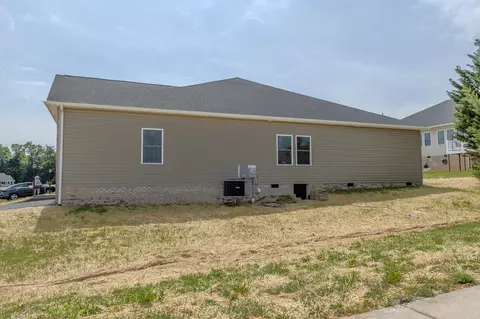 Exterior - 5 Meriwether Cir, Stuarts Draft, VA 24477 photo 3 of 6
