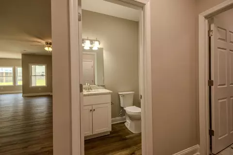 Entry Way - 5 Meriwether Cir, Stuarts Draft, VA 24477 photo 2 of 4