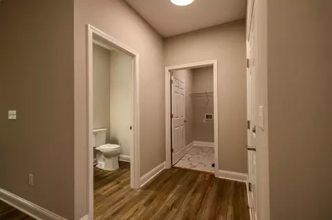 Entry Way - 5 Meriwether Cir, Stuarts Draft, VA 24477 photo 3 of 4