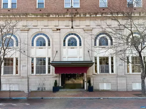 500 Court Sq #904, Charlottesville, VA 22902