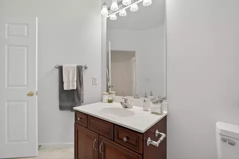 Bath - 320 Joyce Dr, Bridgewater, VA 22812 photo 3 of 4