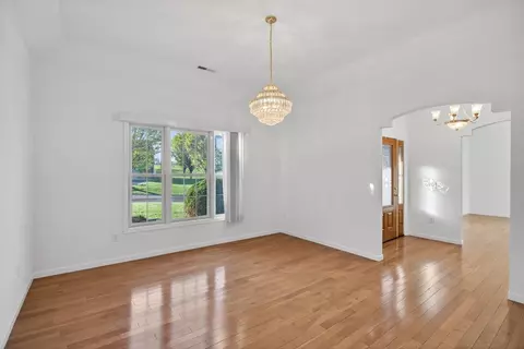 Living - 320 Joyce Dr, Bridgewater, VA 22812 photo 1 of 3