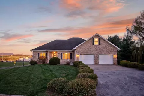 Exterior - 320 Joyce Dr, Bridgewater, VA 22812 photo 6 of 8
