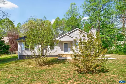 32 Hatchechubee Rd, Palmyra, VA 22963