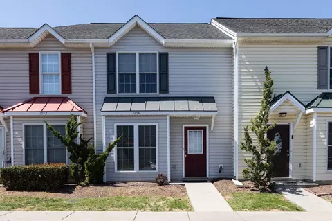 1054 Alexander Hamilton Ln, Harrisonburg, VA 22802