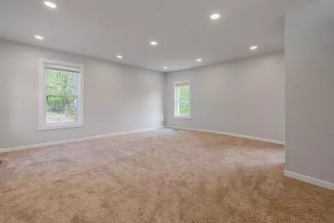 Living - 2163 Raphine Rd, Raphine, VA 24472 photo 5 of 6