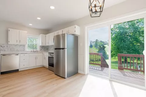 Kitchen - 2163 Raphine Rd, Raphine, VA 24472 photo 1 of 4