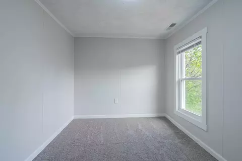 Bedroom - 2163 Raphine Rd, Raphine, VA 24472 photo 6 of 9