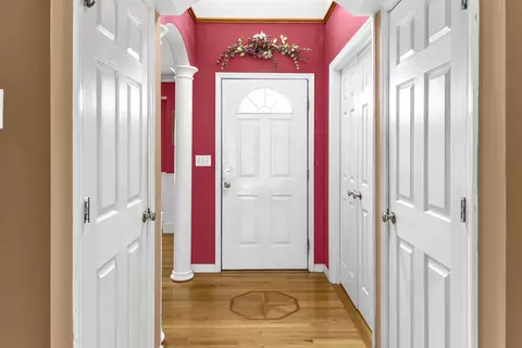 Entry Way - 3602 Taplow Ter, Midlothian, VA 23112 photo 1 of 7