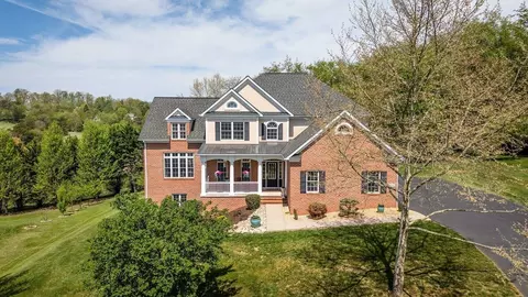 1725 Janie Ln, Harrisonburg, VA 22801
