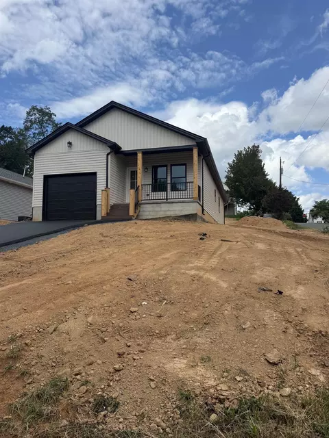 91 Beverley St, Verona, VA 24482