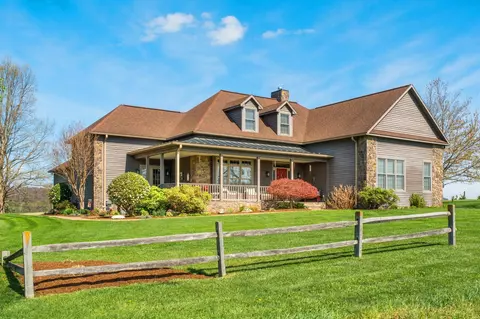 4263 Friedens Church Rd, Mount Crawford, VA 22841
