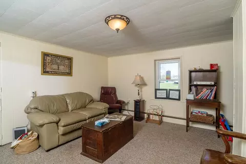 133 W Springbrook Rd W, Broadway, VA 22815 photo 4