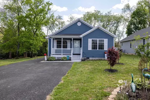 206 W Summit Ave W, Elkton, VA 22827