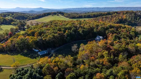 665 Newport Rd, Spottswood, VA 24476