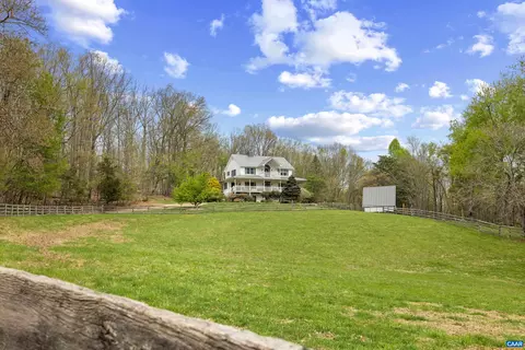665 Newport Rd, Spottswood, VA 24476