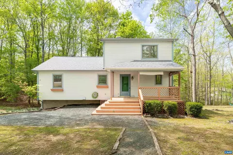 4 Nutwood Cir, Palmyra, VA 22963 photo 2