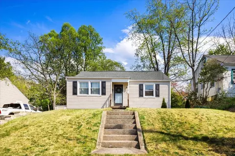 428 S Poplar Ave S, Waynesboro, VA 22980