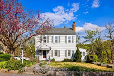 907 Selma Blvd, Staunton, VA 24401