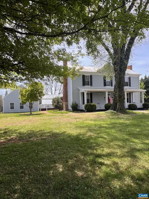 260 N Main St N, Amherst, VA 24521