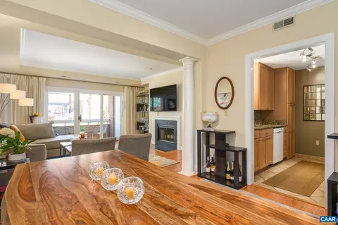 Dining - 804 E Jefferson St #D, Charlottesville, VA 22902 photo 1 of 2