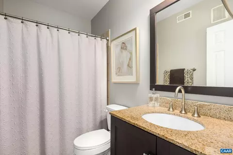 Bath - 804 E Jefferson St #D, Charlottesville, VA 22902 photo 1 of 2