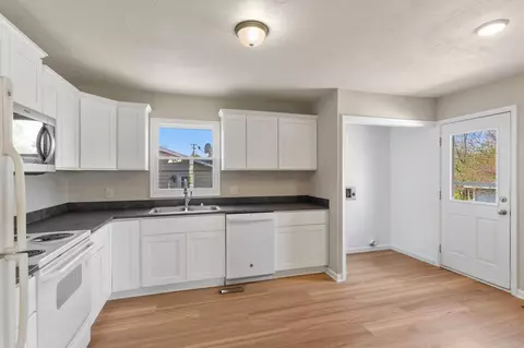 Kitchen - 289 Morningside Dr, Broadway, VA 22815 photo 1 of 1