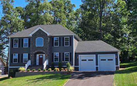 140 Hastings Ct, Rockingham, VA 22801