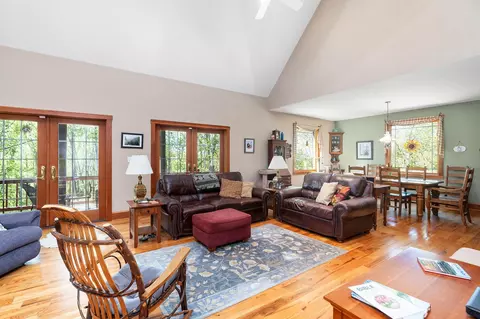 Living - 150 Fairfield Estates Dr, Raphine, VA 24472 photo 4 of 4