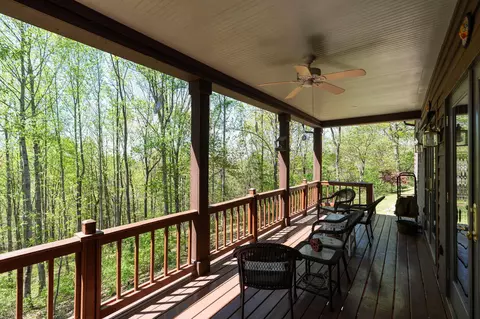 Exterior - 150 Fairfield Estates Dr, Raphine, VA 24472 photo 10 of 26