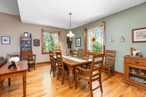 Dining - 150 Fairfield Estates Dr, Raphine, VA 24472 photo 2 of 2