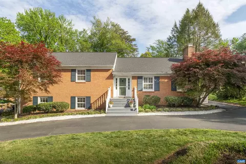102 Westminster Rd, Charlottesville, VA 22901